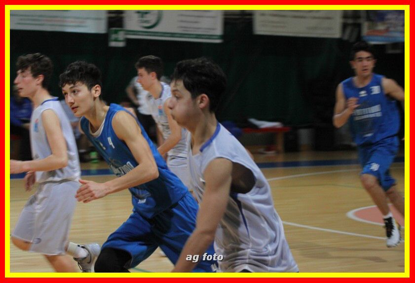 170407 basketU16 168_tn.jpg
